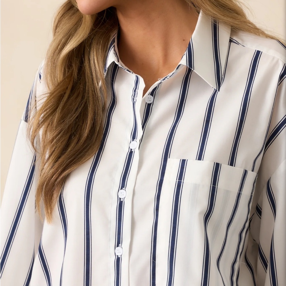 Navy & White Oversized Boutique Button-Front Top Large NWT NEW Preppy Classic - Picture 3 of 11